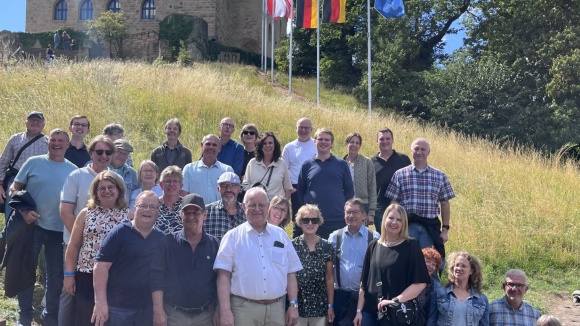 Die CDU aus dem Blauen Ländchen besuchte das Hambacher Schloss. 